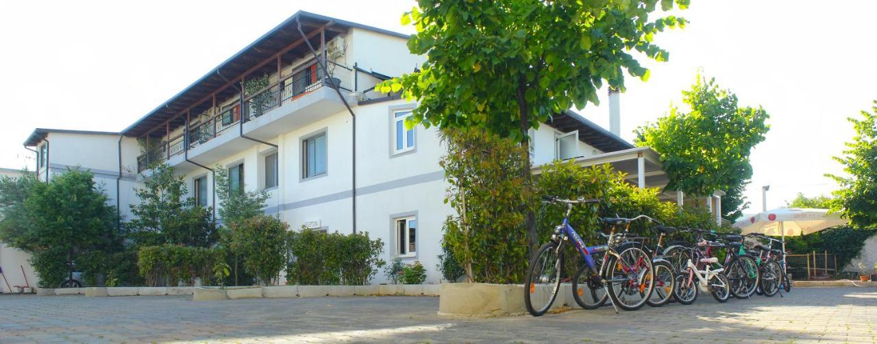 Hotel Bicaj Shkoder Ngoại thất bức ảnh